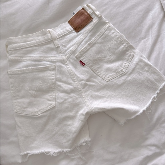 LEVIS - white hot short - Picture 8 of 9